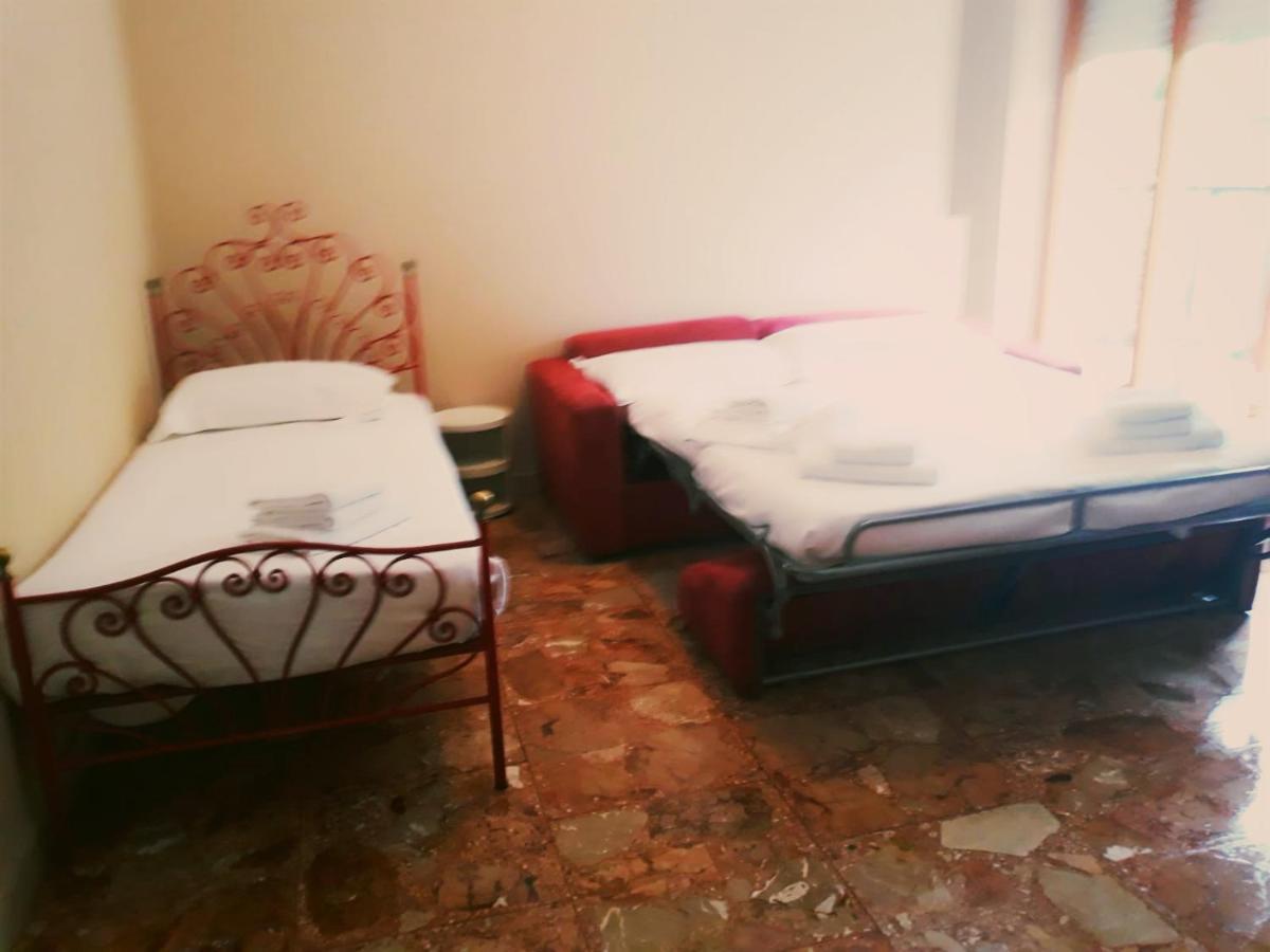 Appartamento Basic Zona Lago レッコ エクステリア 写真